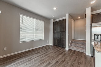 10653 Columbite Hts in Colorado Springs, CO - Foto de edificio - Building Photo