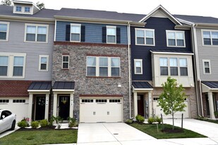 7912 Marietta Dr in Severn, MD - Building Photo