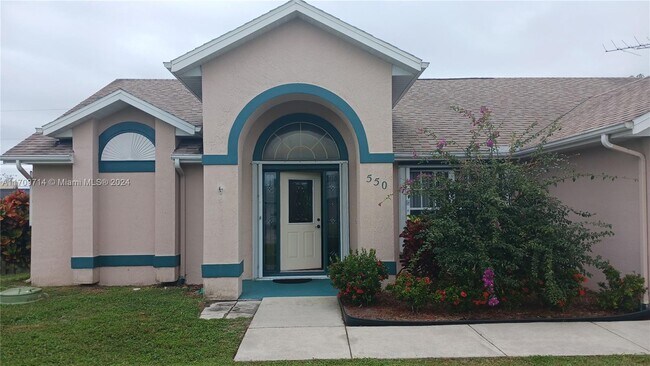 550 SE Sunnybrook Terrace in Port St. Lucie, FL - Building Photo - Building Photo