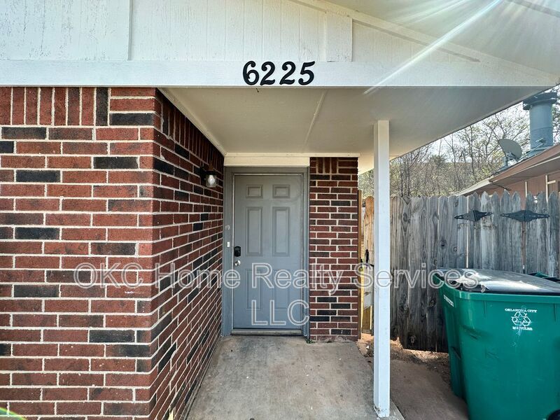 6225 SE 46th St in Oklahoma City, OK - Building Photo