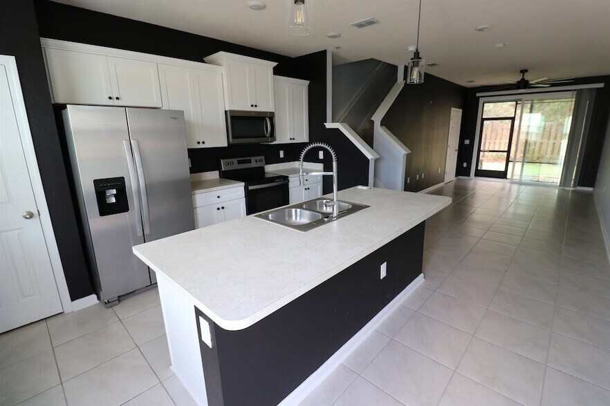 172 Whispering Brk Dr in St. Augustine, FL - Building Photo