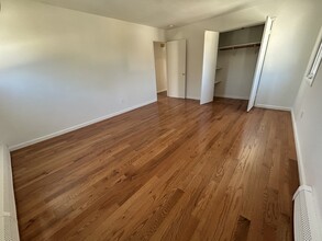 405 Massapequa Ave in Massapequa, NY - Foto de edificio - Building Photo