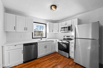 2389 Hilly Rd in Jacksonville, FL - Building Photo - Building Photo