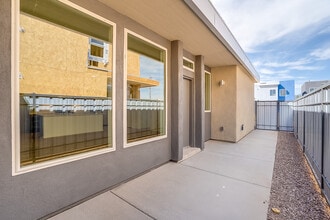8665 E Ultra Dr in Tucson, AZ - Foto de edificio - Building Photo