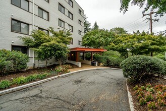 2016 N Adams St in Arlington, VA - Building Photo - Building Photo