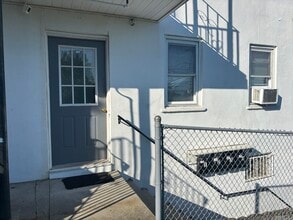 55 Bouton St in Norwalk, CT - Building Photo - Building Photo