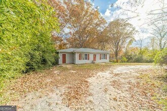 1202 GA-124 in Hoschton, GA - Building Photo - Building Photo