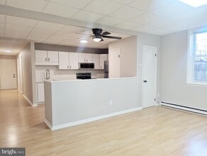 110 N Main St in Sellersville, PA - Building Photo - Building Photo