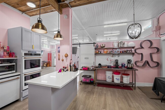 property at 1801 Avenue L