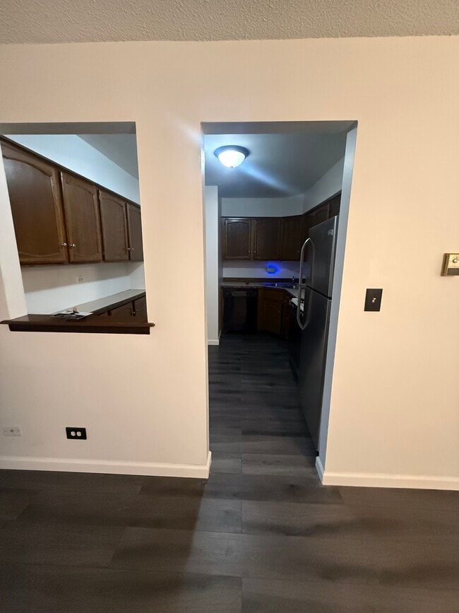 149 Gregory St, Unit Unit 10 in Aurora, IL - Building Photo - Building Photo