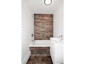 780 Madison St in Brooklyn, NY - Building Photo - Interior Photo