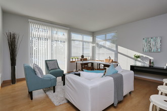 Meadows at Martha Lake in Lynnwood, WA - Building Photo - Interior Photo