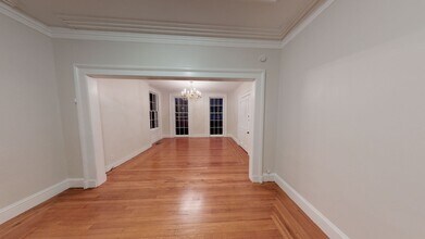 542 Chapel St in New Haven, CT - Building Photo - Building Photo