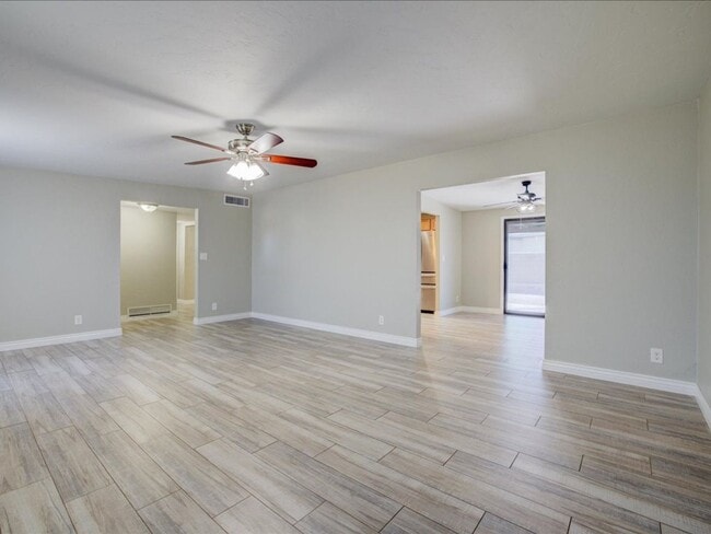 843 S Sarnoff Dr in Tucson, AZ - Building Photo - Building Photo