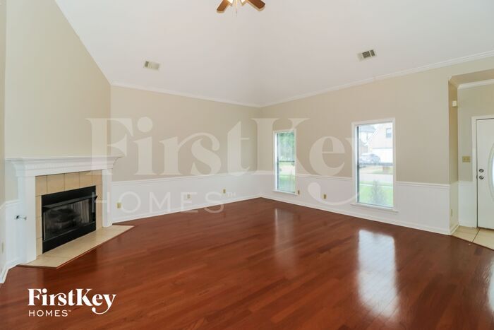 7996 Jills Creek Dr in Bartlett, TN - Building Photo