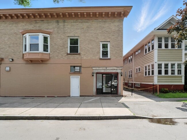 6 Boardman St in Rochester, NY - Building Photo - Building Photo