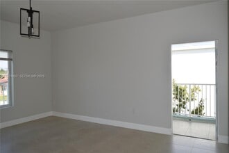 445 SW 78th Ct in Miami, FL - Building Photo - Building Photo