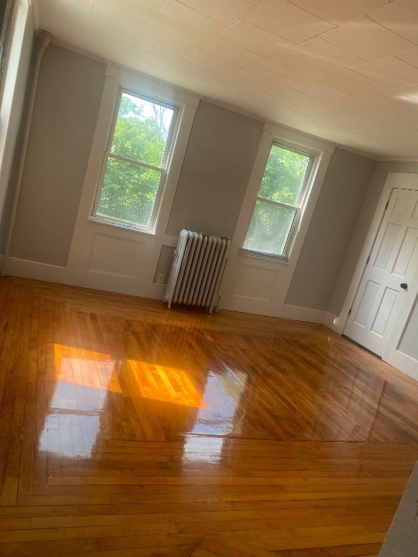 25 Hanson St in Dover, NH - Building Photo - Building Photo