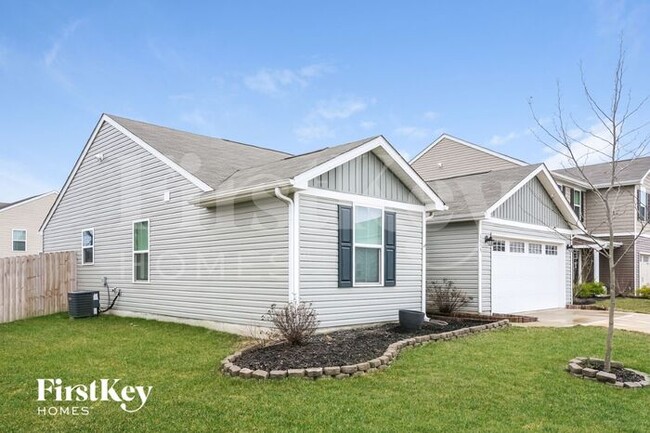 2655 Spurlock Ln in Greenwood, IN - Building Photo - Building Photo