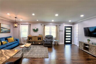 2226 Polar Rock Terrace SW in Atlanta, GA - Building Photo - Building Photo
