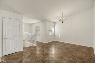 1280 Henley St in Naples, FL - Building Photo - Building Photo