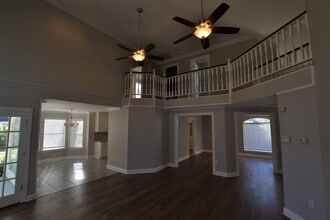 5296 Myrtle Hill Ave in Zachary, LA - Building Photo - Building Photo