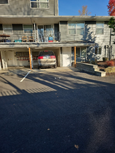 2755 NE Hogan Dr in Gresham, OR - Foto de edificio - Building Photo