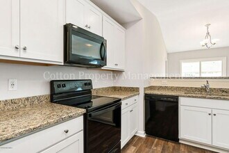 7216 Brittany Pointer Ct in Wilmington, NC - Building Photo - Building Photo