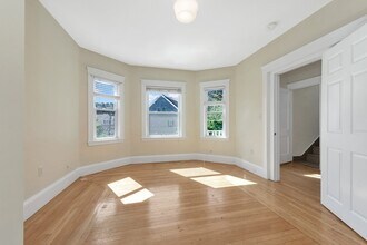 31 Champney St in Boston, MA - Foto de edificio - Building Photo