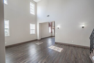 29233 Las Brisas Rd in Santa Clarita, CA - Building Photo - Building Photo