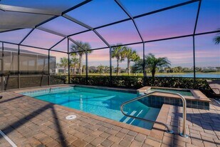 25228 Longmeadow Dr in Punta Gorda, FL - Building Photo