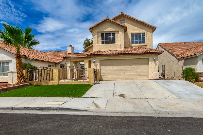 8436 Orchard Ridge Ave in Las Vegas, NV - Building Photo