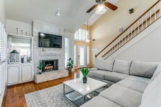 1107 River Vista W in San Antonio, TX - Building Photo - Building Photo