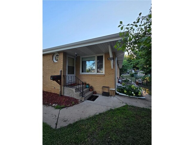 property at 4229 Unity Ave N