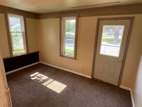 210 6th St in Dassel, MN - Building Photo - Building Photo