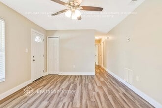 316 E Rose Ln in Lady Lake, FL - Building Photo - Building Photo