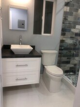 214 42nd St, Unit 214 42nd in Manhattan Beach, CA - Building Photo - Building Photo