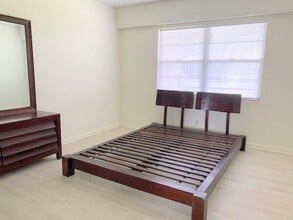 545 Fanshaw M in Boca Raton, FL - Building Photo - Building Photo