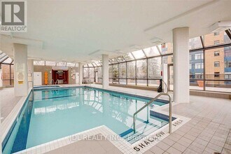 88-488 Alton Towers Cir in Toronto, ON - Building Photo - Building Photo