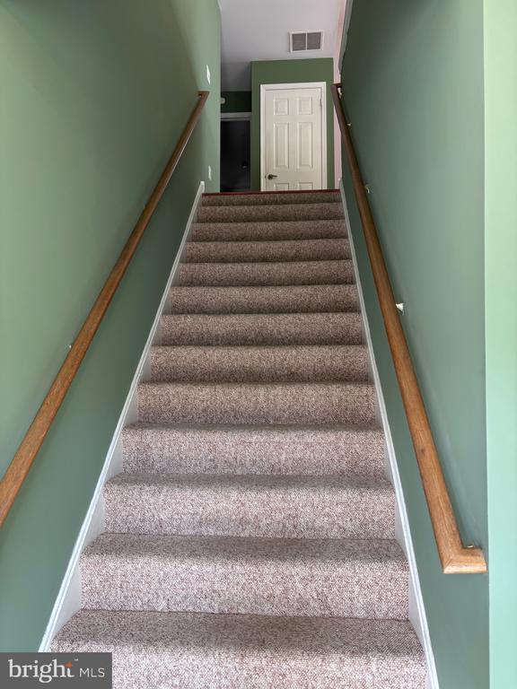 7708B Normandy Dr in Mount Laurel, NJ - Building Photo - Building Photo