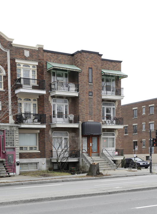 1202 St-joseph Blvd in Montréal, QC - Building Photo