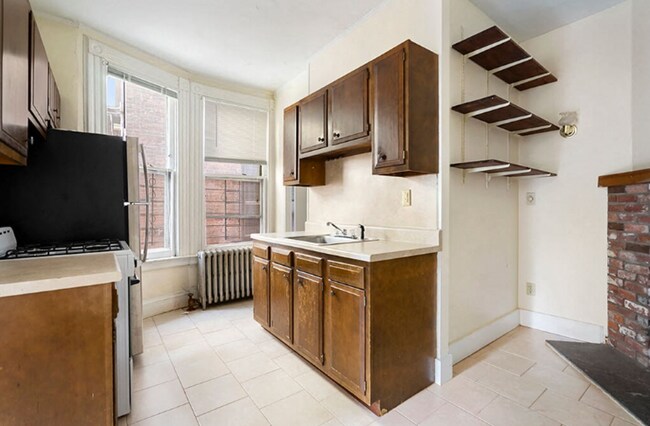 19-21 Lynwood Place in New Haven, CT - Foto de edificio - Interior Photo