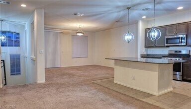 7122 Black Sage St in Las Vegas, NV - Building Photo - Building Photo