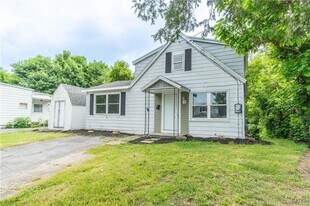 740 Hancock St in Watertown, NY - Building Photo