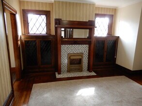 143 S Euclid Ave, Unit 1 in Pittsburgh, PA - Foto de edificio - Building Photo