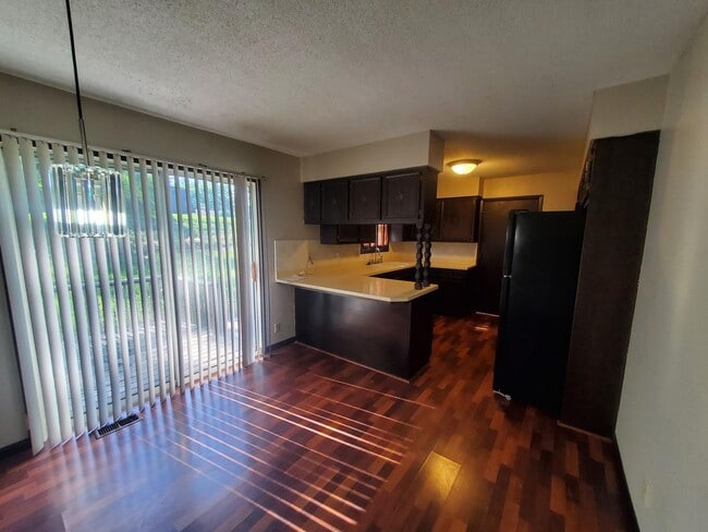 property at 1129 Sandplum Ln