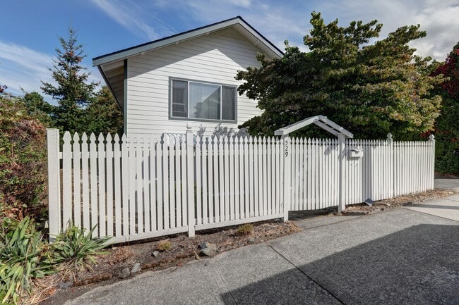 property at 529 Maple St