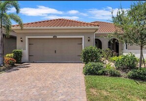 11780 Tapestry Ln in Venice, FL - Building Photo
