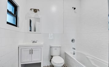 1842 Hunt Ave in Bronx, NY - Building Photo - Building Photo