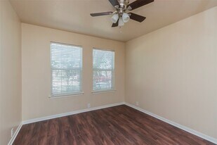 16511 Bristle Creek Dr in Houston, TX - Building Photo